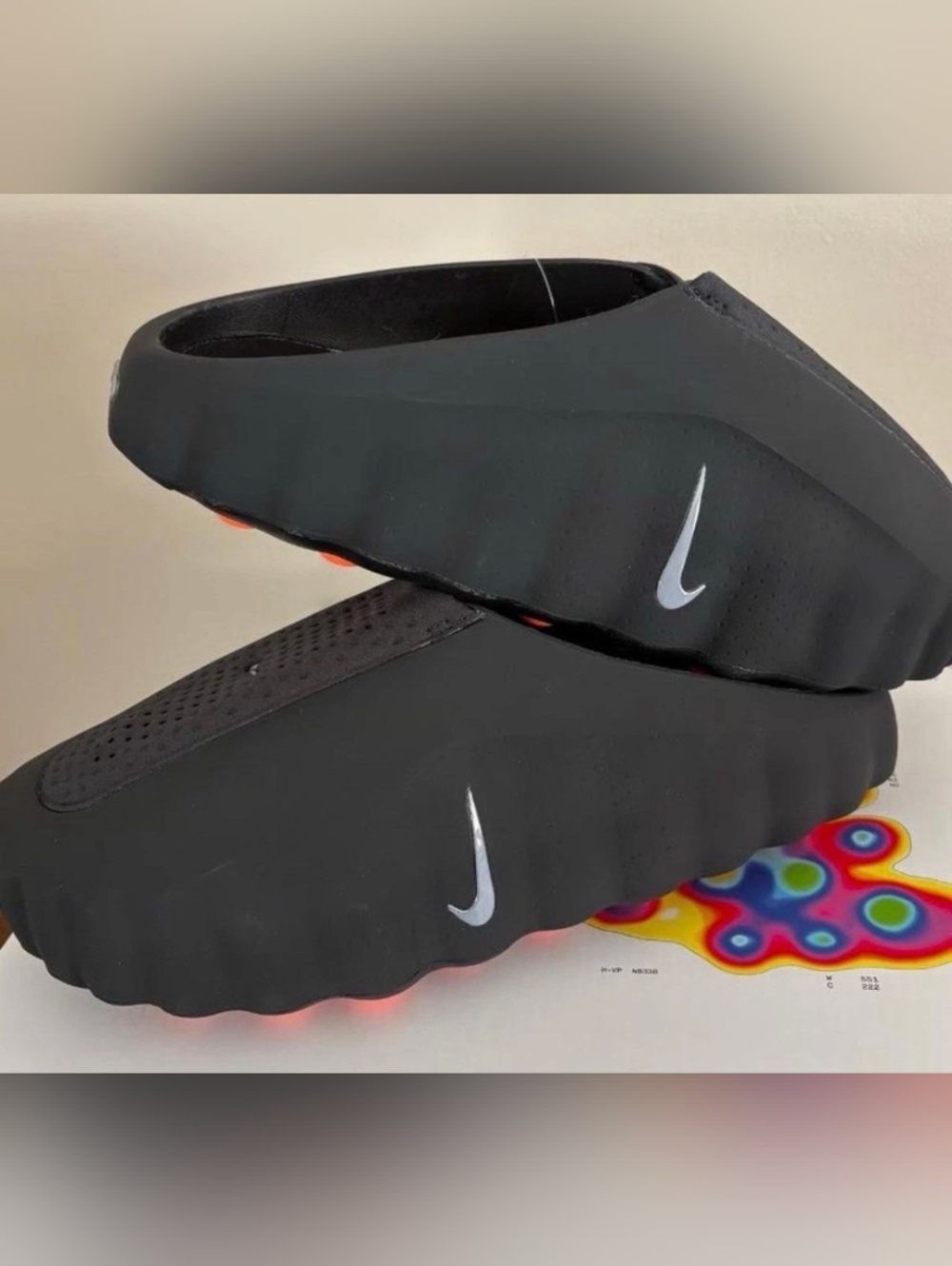 ***RUNS SMALL*** Men's Size 11 Nike Mind 001 Black Chrome Hyper Crimson Slides - Picture 5 of 6